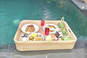 Belvilla Serene Picturesque Near Monkey ForestNearPura Tirta Tawar