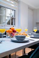 Elegant 2BR 2BA with Patio in Kennington