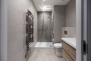 The Wembley Park Secret - Spacious 3bdr Flat With Terrace