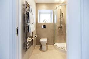 The Wembley Park Sanctuary - Stunning 2bdr Flat With Balcony