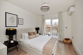 The Wembley Park Sanctuary - Stunning 2bdr Flat With Balcony