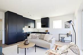 The Wembley Park Sanctuary - Stunning 2bdr Flat With Balcony