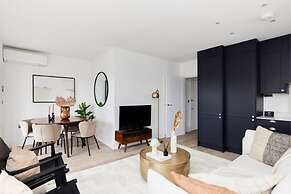 The Wembley Park Corner - Classy 2bdr Flat With Balcony
