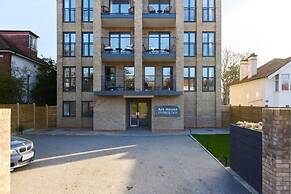 The Wembley Park Corner - Classy 2bdr Flat With Balcony