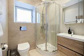 The Wembley Park Corner - Classy 2bdr Flat With Balcony