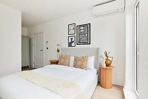 The Wembley Park Corner - Classy 2bdr Flat With Balcony