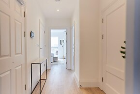 The Wembley Park Corner - Classy 2bdr Flat With Balcony