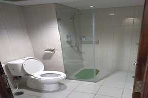 Capital O 93636 La Grande Apartment By UJM