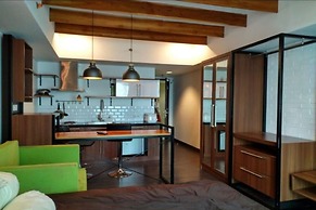 Capital O 93636 La Grande Apartment By UJM