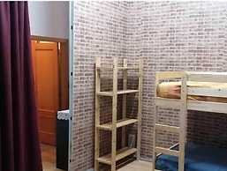 Room-bed In A 6-bed Dormitory Room - mal