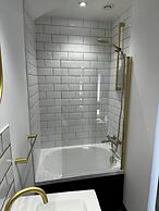 Herbert George Apartment Hotel