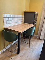 Herbert George Apartment Hotel
