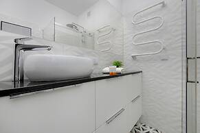Warsaw Turquoise Residence by Renters