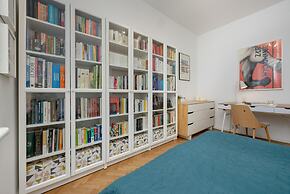 Warsaw Turquoise Residence by Renters