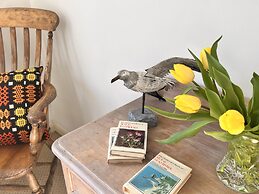 Charming 3 Bedroom Family Cottage - Dogs Welcome