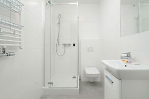 Rycerska Apartment Parking by Renters