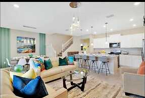 7495 OL - Solterra Resort