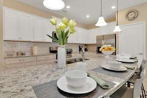 7495 OL - Solterra Resort