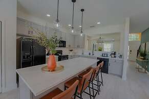 1078 OC - Watersong in Davenport