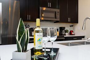 1156 CD - Champions Gate