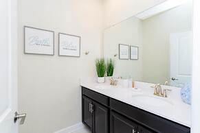 1156 CD - Champions Gate