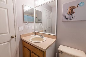 173 Hillside Dr in Davenport