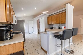 173 Hillside Dr in Davenport