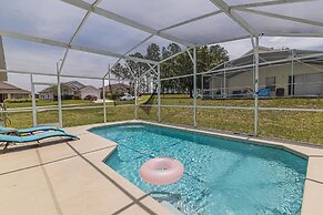 173 Hillside Dr in Davenport