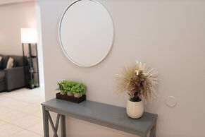 173 Hillside Dr in Davenport