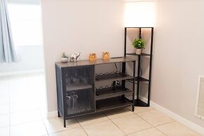 173 Hillside Dr in Davenport