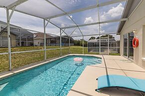 173 Hillside Dr in Davenport