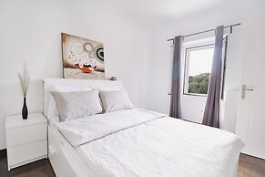 Moute House by Corfuescapes