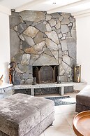 Moute House by Corfuescapes