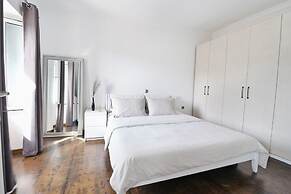 Moute House by Corfuescapes