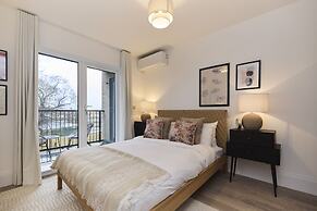 The Wembley Park Gem - Lovely 2bdr Flat With Balcony