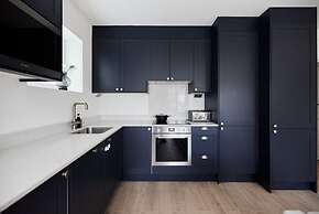 The Wembley Park Gem - Lovely 2bdr Flat With Balcony