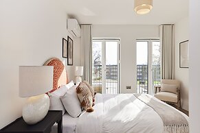 The Wembley Park Wonder - Charming 2bdr Flat With Balcony