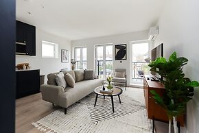 The Wembley Park Wonder - Charming 2bdr Flat With Balcony