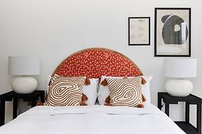 The Wembley Park Wonder - Charming 2bdr Flat With Balcony