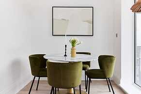 The Wembley Park Retreat - Modern 2bdr Flat With Balcony