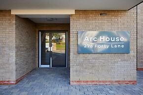 The Wembley Park Retreat - Modern 2bdr Flat With Balcony