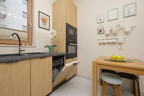 Apartment Starowiejska 56 by Renters