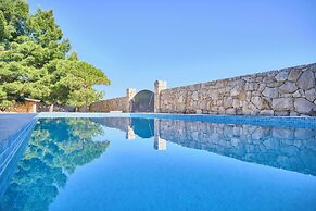Resort Amalka Mare by Litto