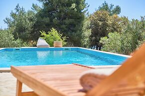 Resort Amalka Mare by Litto
