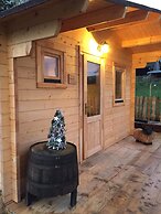 Cosy 1-bed Farm Stay Cabin