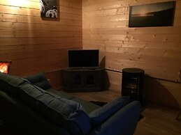 Cosy 1-bed Farm Stay Cabin