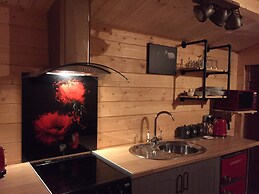 Cosy 1-bed Farm Stay Cabin