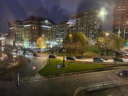 Lush Jacuzzi Apartment With Balcony