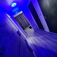 Unique Penthouse With Jacuzzi & Garden