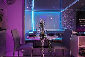 Unique Penthouse With Jacuzzi & Garden